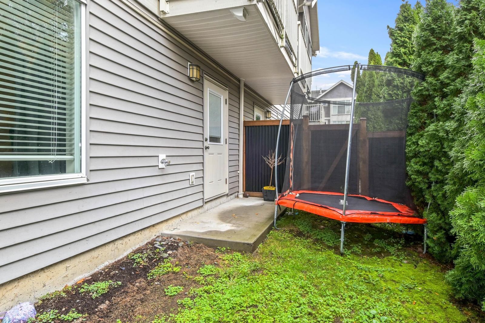 Listing Image 23