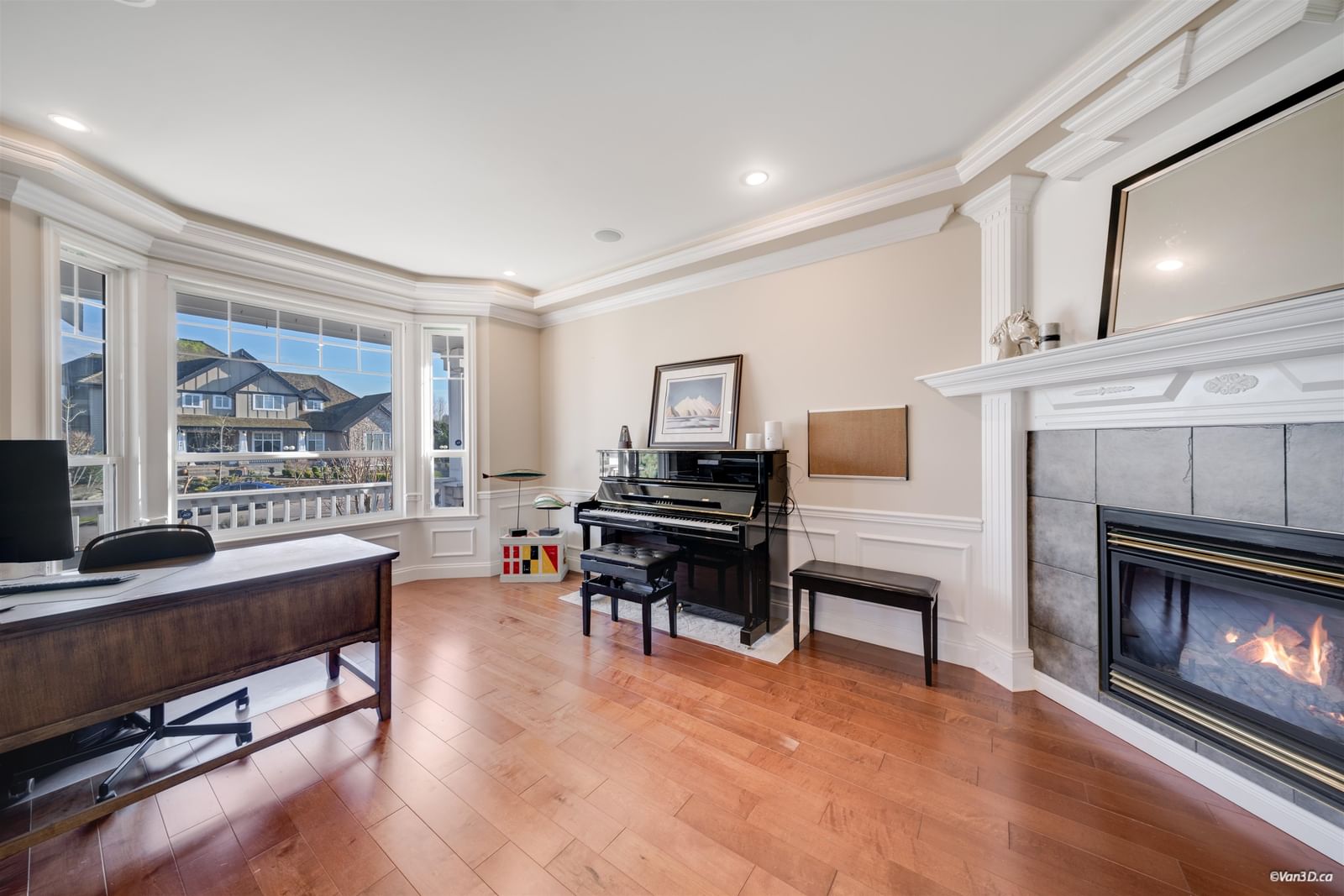 Listing Image 15