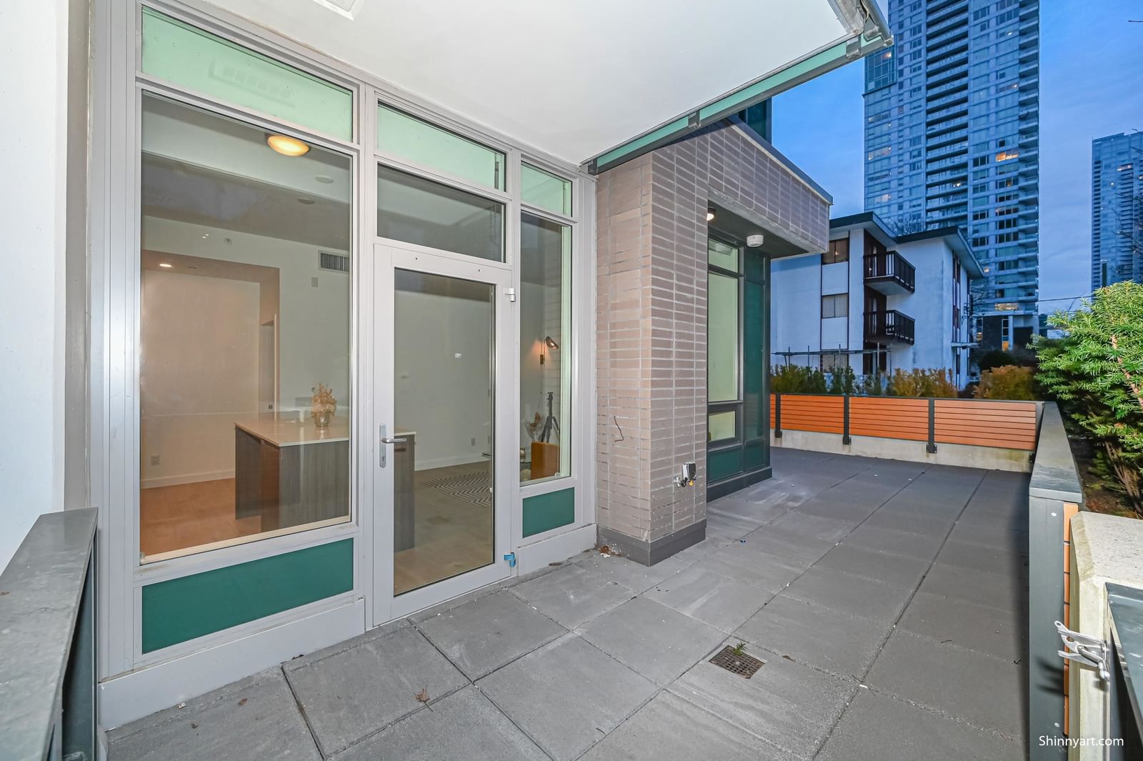 Listing Image 18