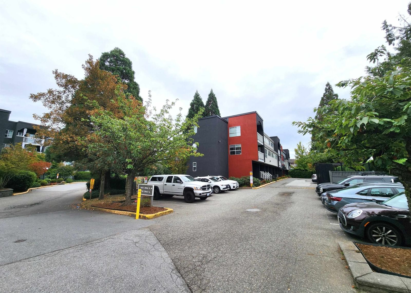 Listing Image 30