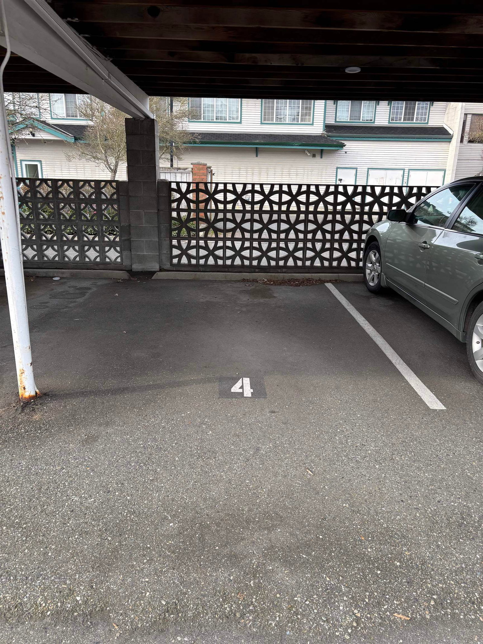 Listing Image 16