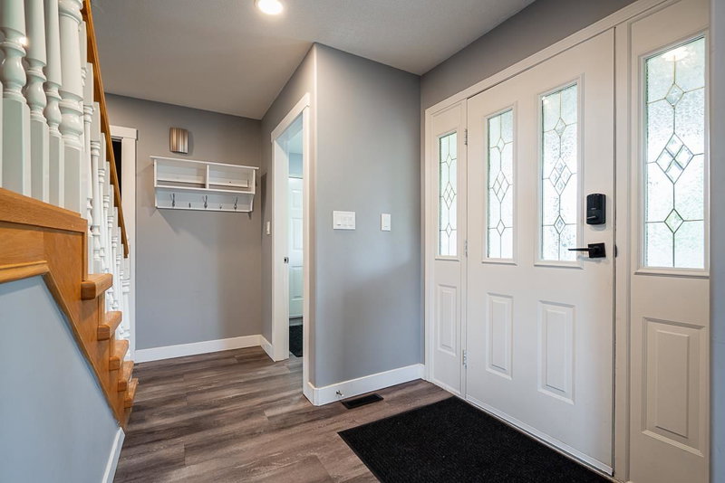 19950 48a Avenue, Langley, V3A 6Z7 | Image 2