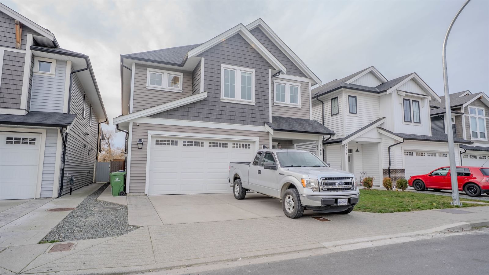 Listing Image 10