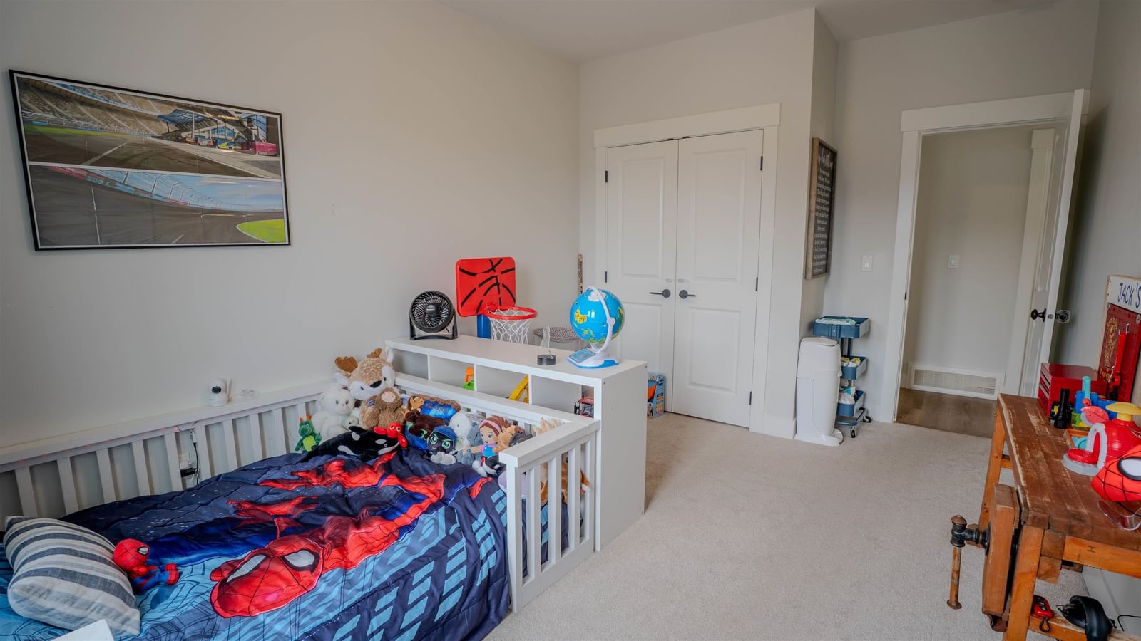 Listing Image 14