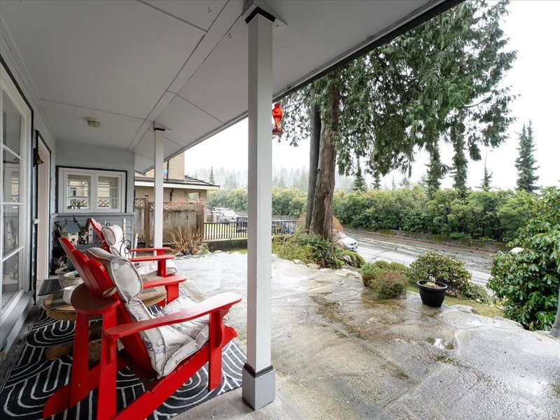 322 25th Street, North Vancouver, V7N 1A3 | Image 3