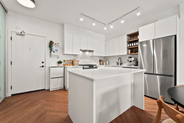 411 - 3229 St Johns Street