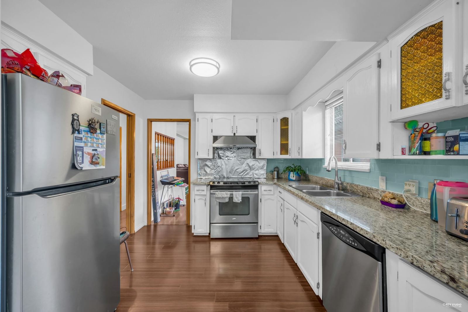 Listing Image 11