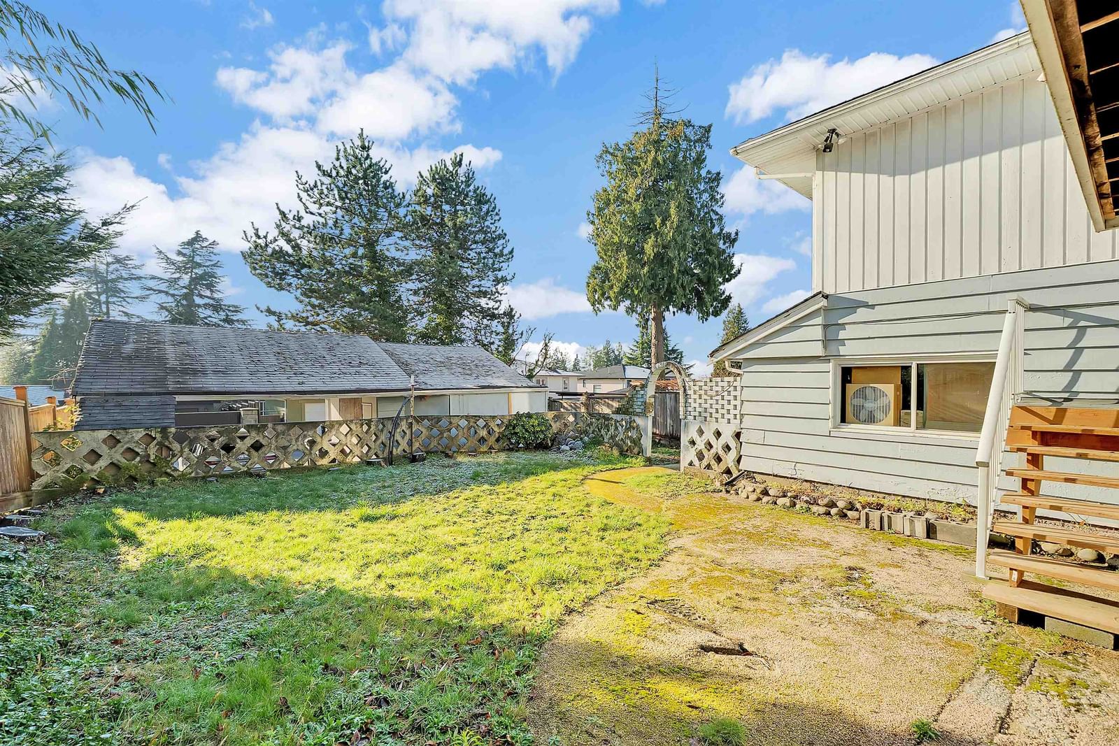 Listing Image 13
