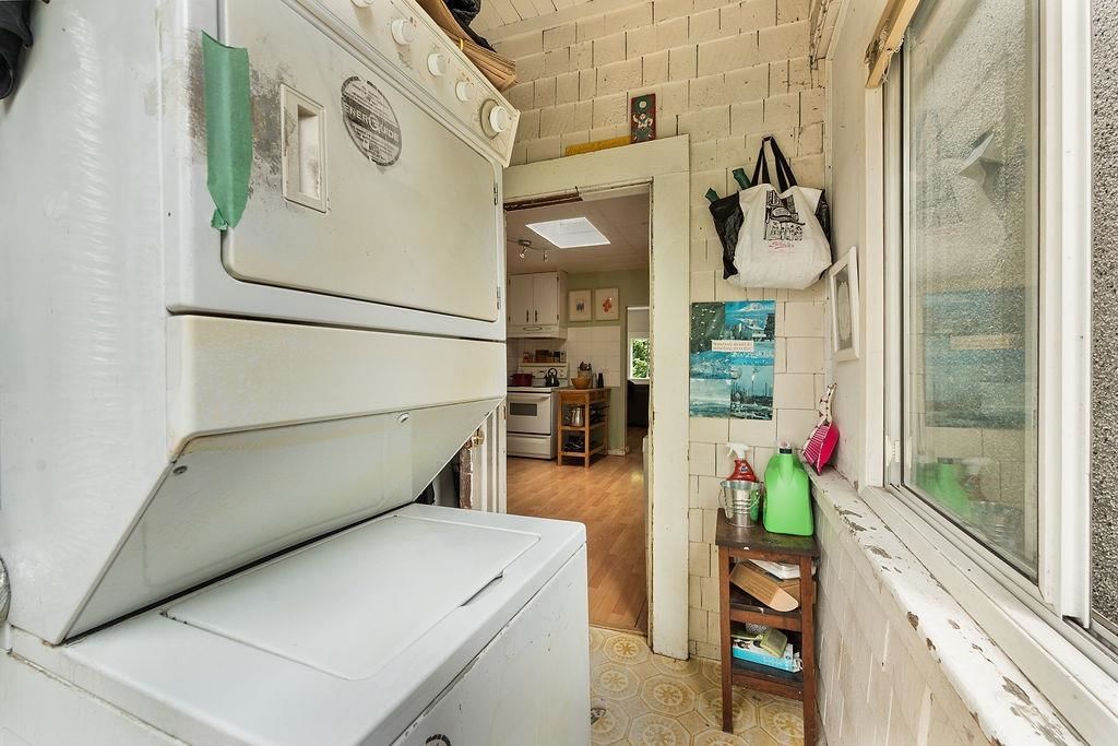 Listing Image 17