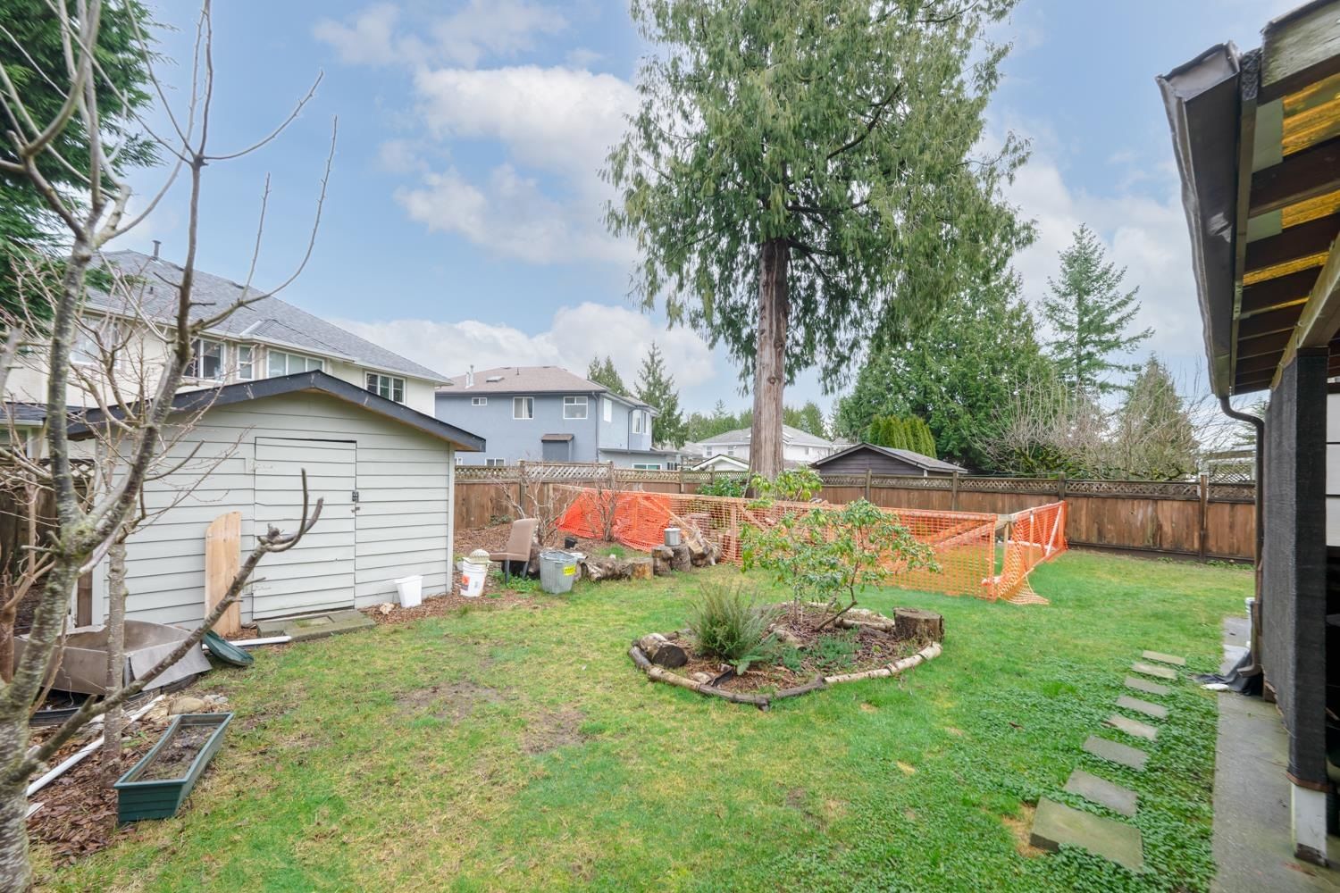 Listing Image 28