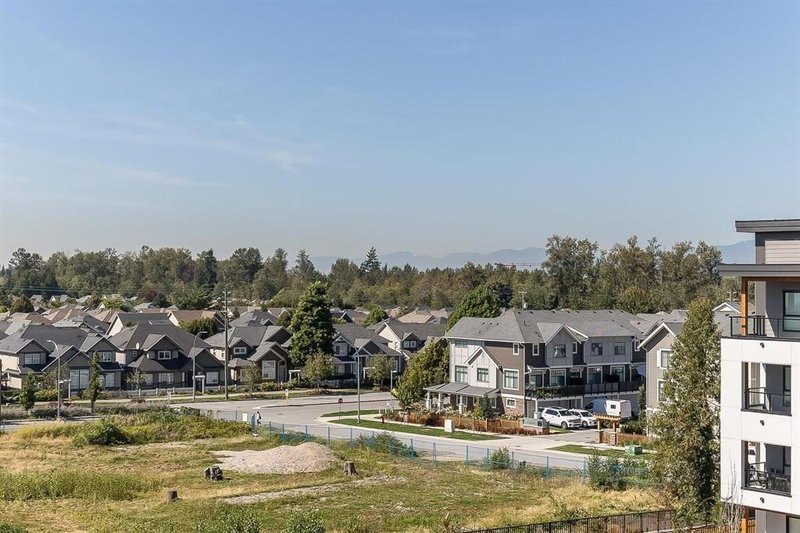 404 - 20286 72b Avenue, Langley, V2Y 3X4 | Image 3