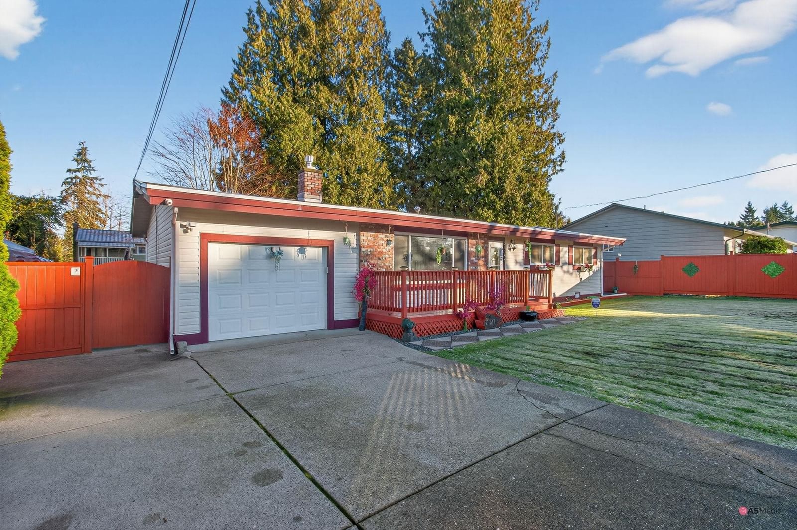 Listing Image 5