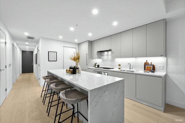 205 - 1331 Marine Drive