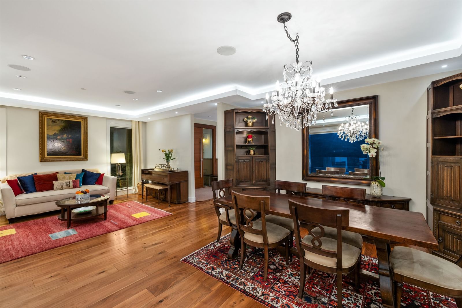 Listing Image 11