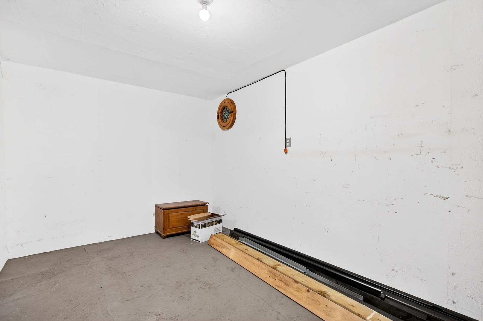 Listing Image 29