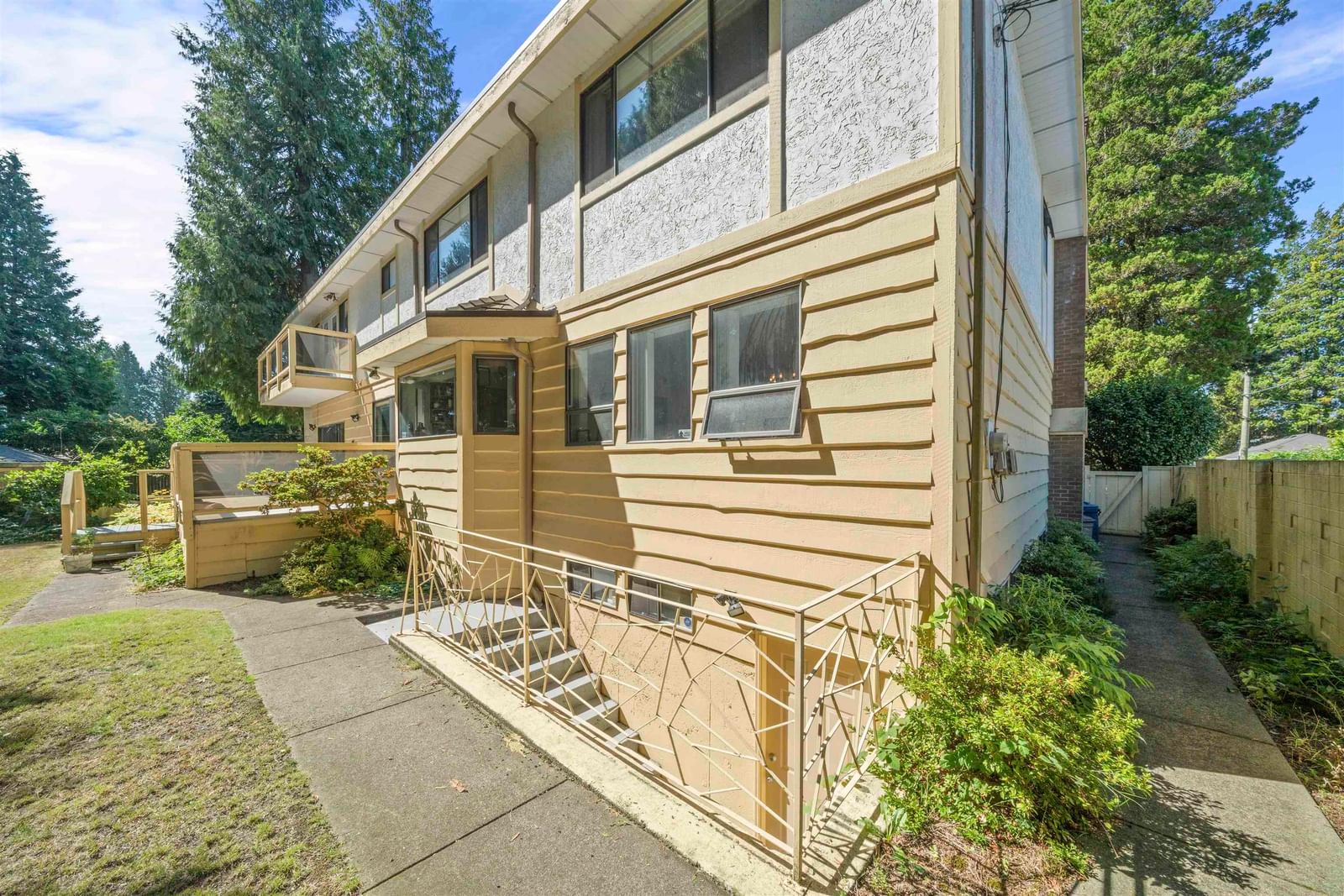 Listing Image 27