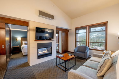 414A - 2020 London Lane | Whistler | Image