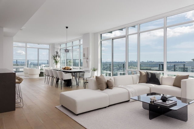 PH2 - 2181 Madison Avenue