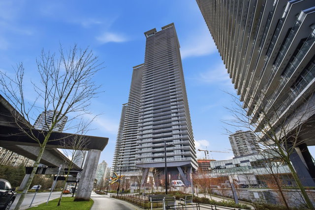 1009 - 4730 Lougheed Highway