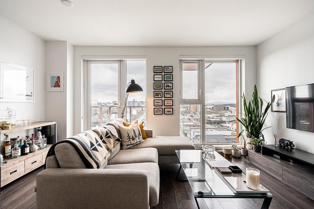 1110 - 933 Hastings Street E