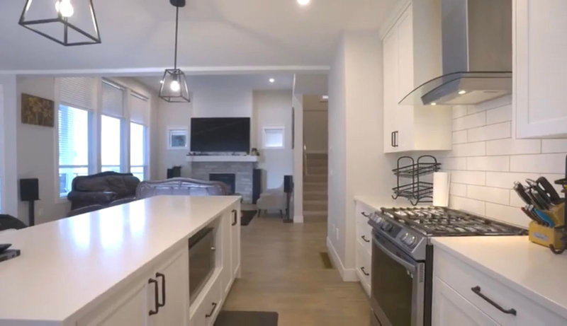 21 - 4217 Old Clayburn Road, Abbotsford, V3G 1L5 | Image 2