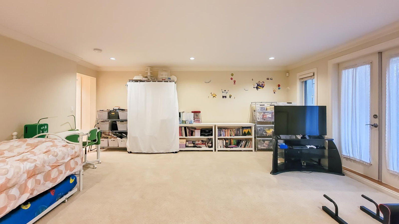 Listing Image 19