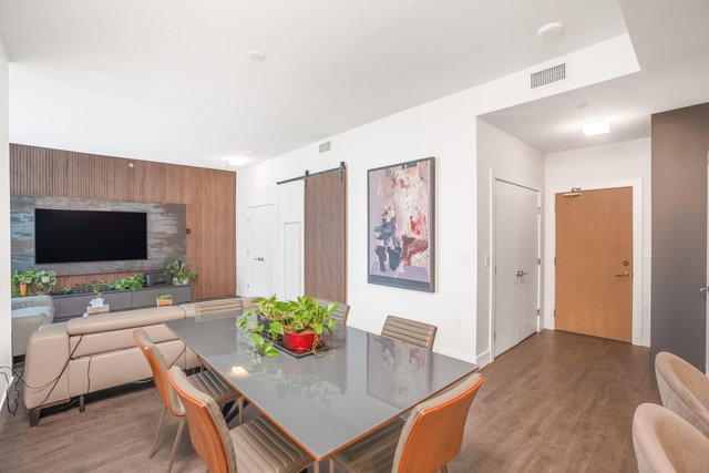 504/505 - 3438 Sawmill Crescent