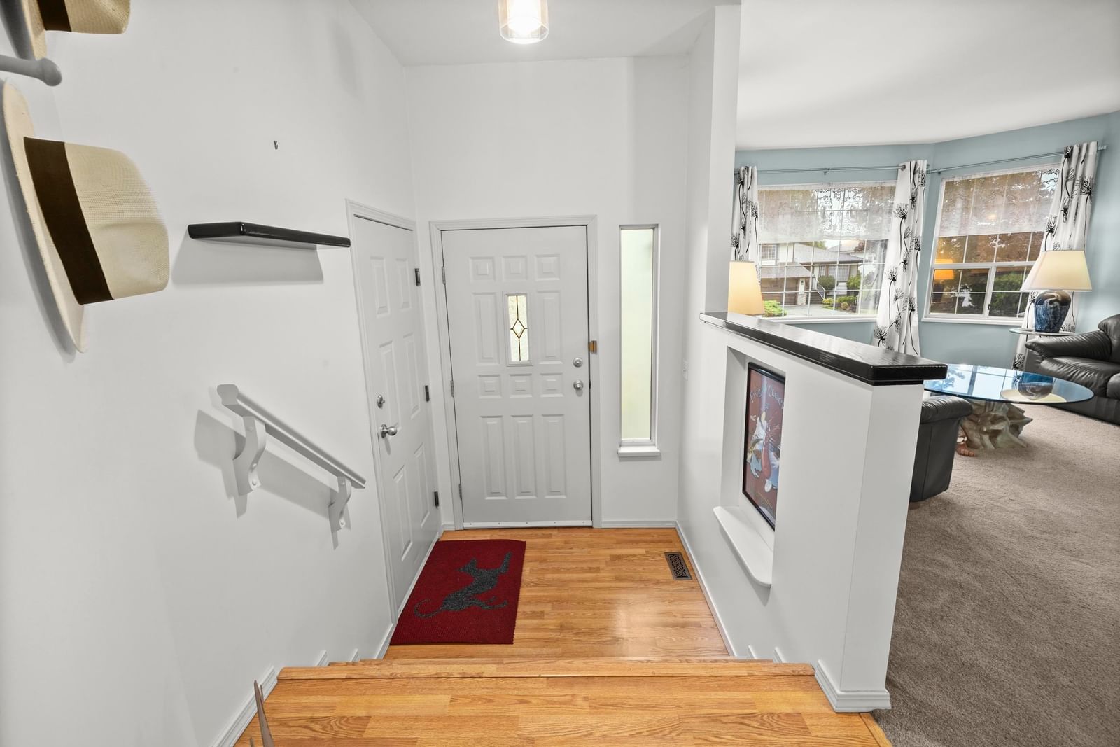 Listing Image 13