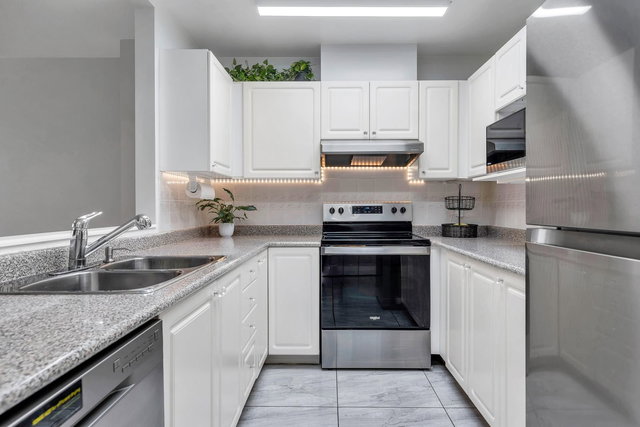 312 - 9763 140 Street