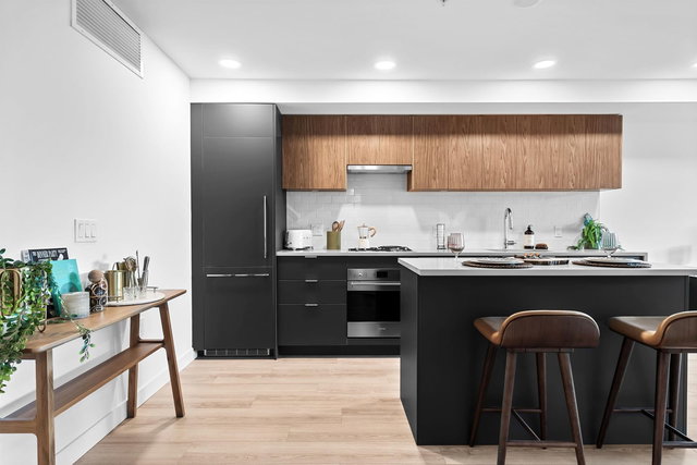 202 - 2419 Grant Street