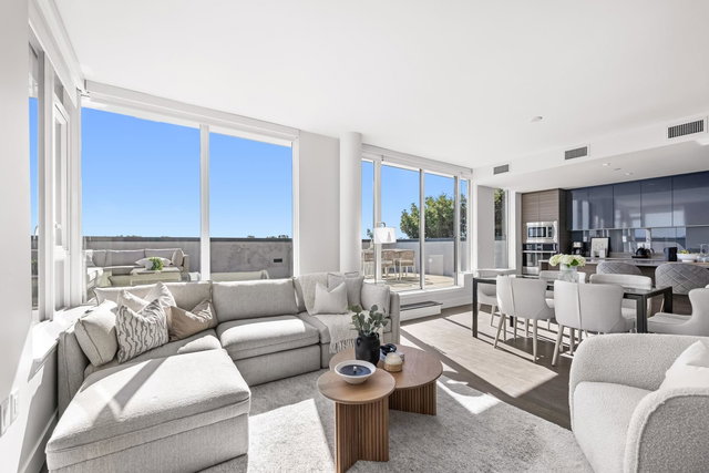 PH655 - 8575 Rivergrass Drive