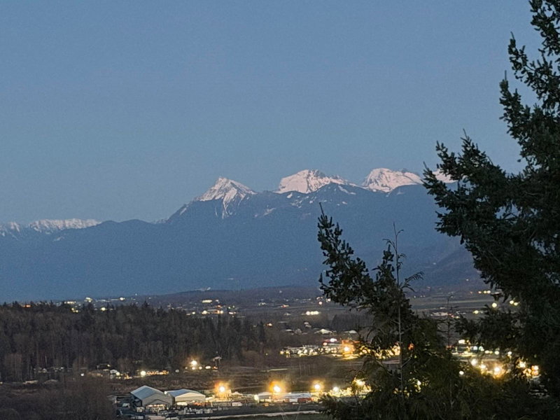 35993 Eaglecrest Place, Abbotsford, V3G 1E7 | Image 3