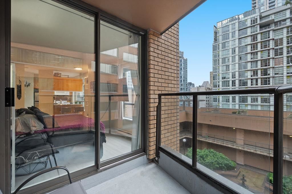 Listing Image 19