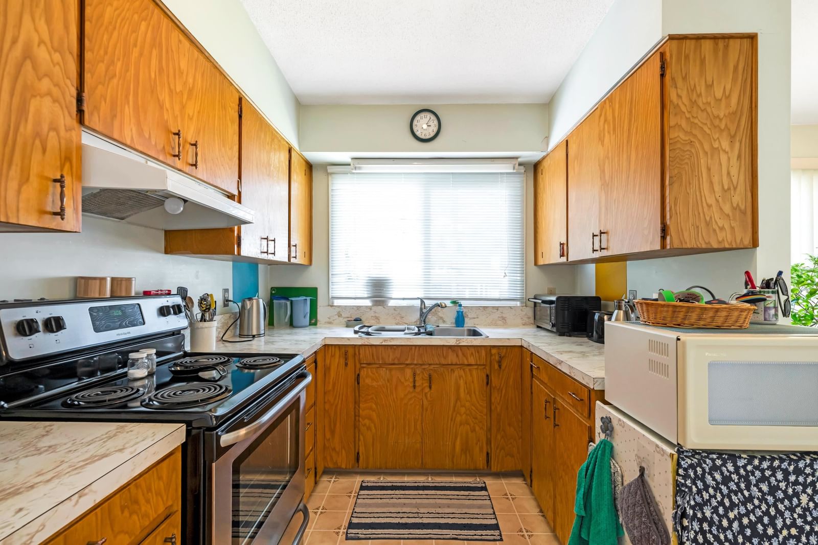 Listing Image 13