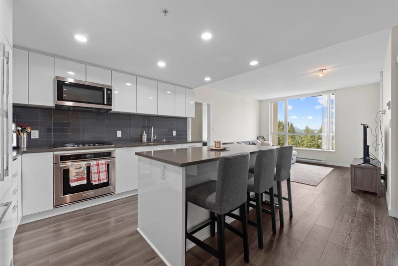 1605 - 3096 Windsor Gate, Coquitlam, V3B 0P4 | Image 2