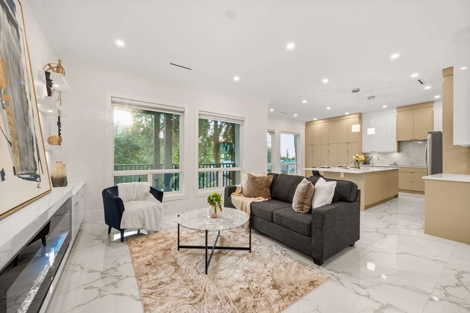 Listing Image 15