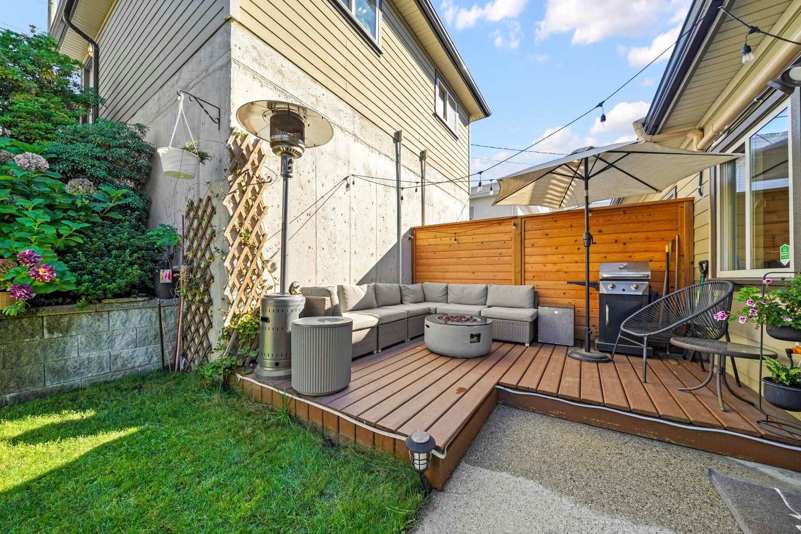 Listing Image 9