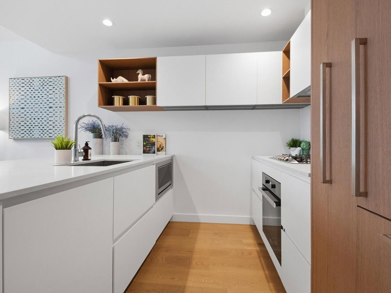 905 - 6000 Mckay Avenue, Burnaby, V5H 0K2 | Image 2