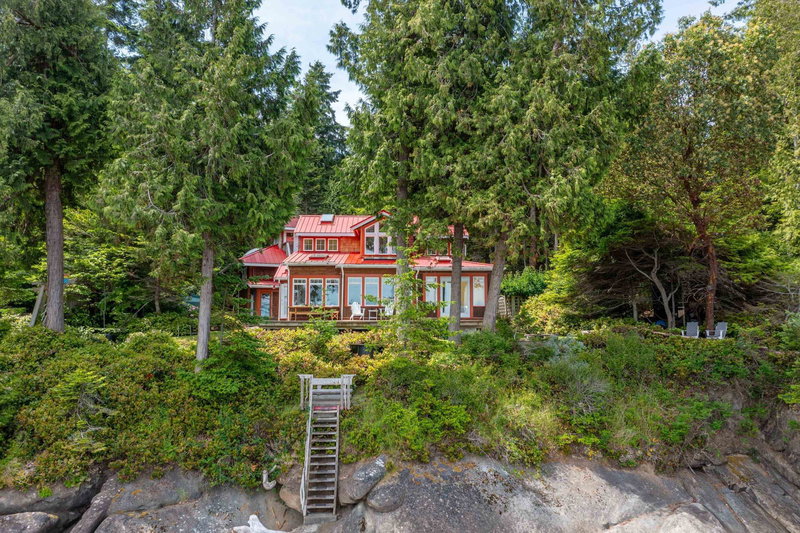 105 Island Park Drive, Galiano Island, V0N 1P0 | Image 2