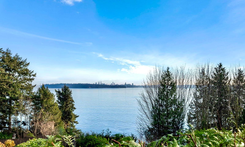 3575 Sunset Lane, West Vancouver, V7V 0A9 | Image 3