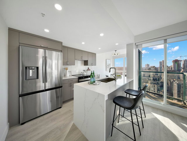 3309 - 939 Homer Street