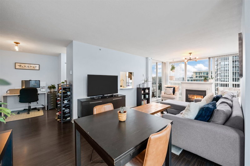 1006 - 10 Laguna Court, New Westminster, V3M 6W3 | Image 2