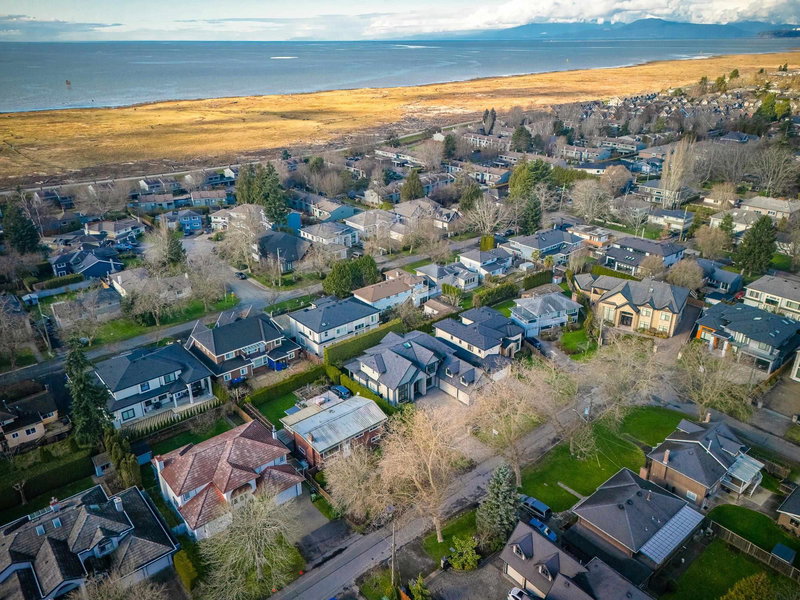 9240 Chapmond Crescent, Richmond, V7E 1M5 | Image 3