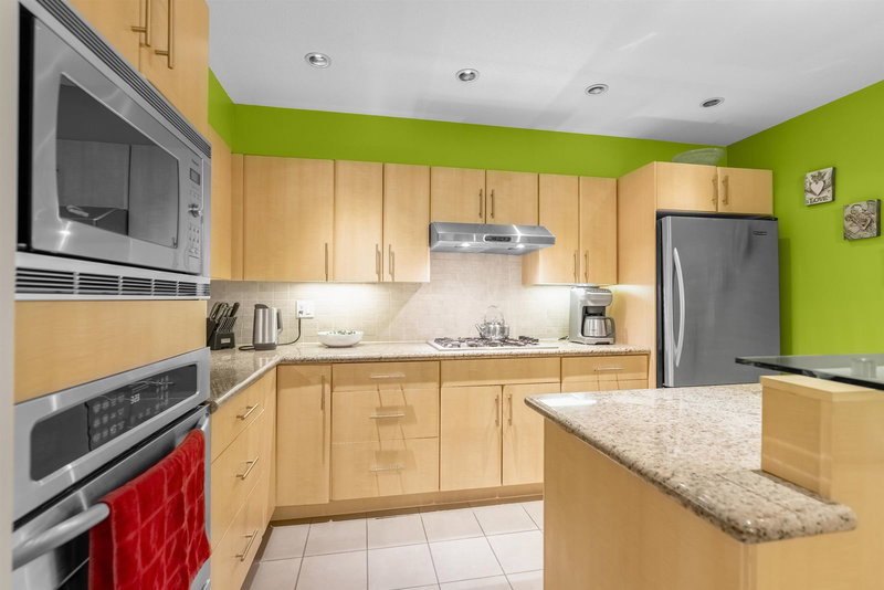 104 - 3750 Edgemont Boulevard, North Vancouver, V7R 2P8 | Image 3