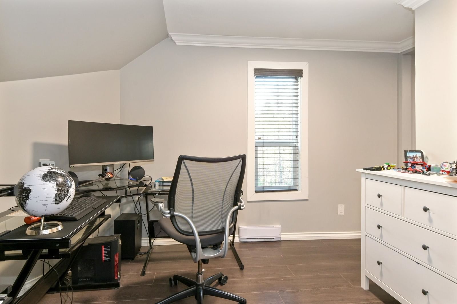 Listing Image 18