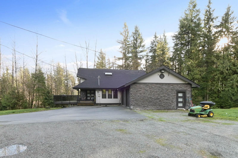 12707 Blue Mountain Crescent, Maple Ridge, V2W 1N7 | Image 2