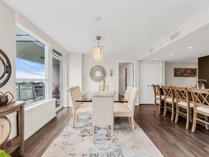 602 - 112 13th Street, North Vancouver, V7L 0E4 | Image 2