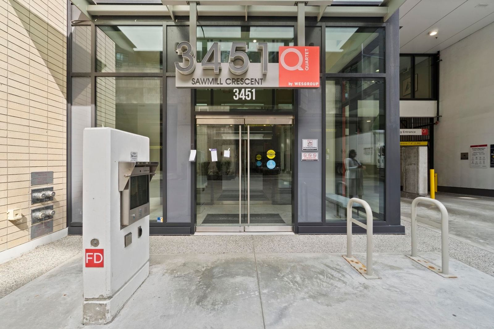 Listing Image 16