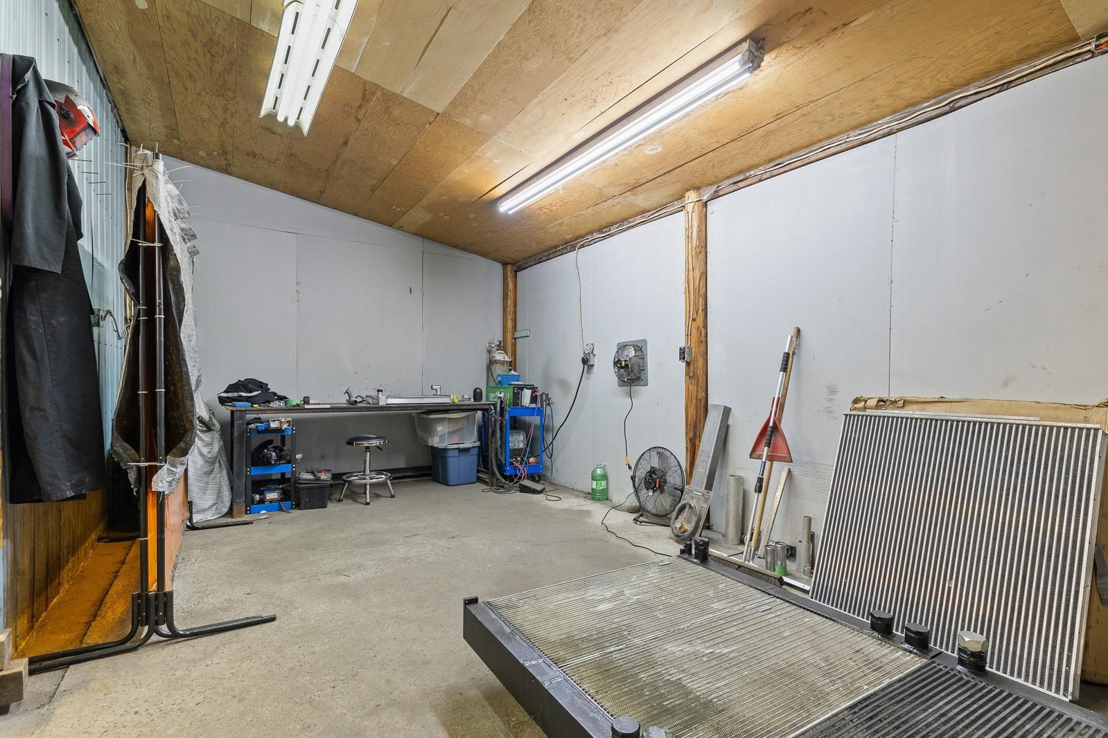 Listing Image 37