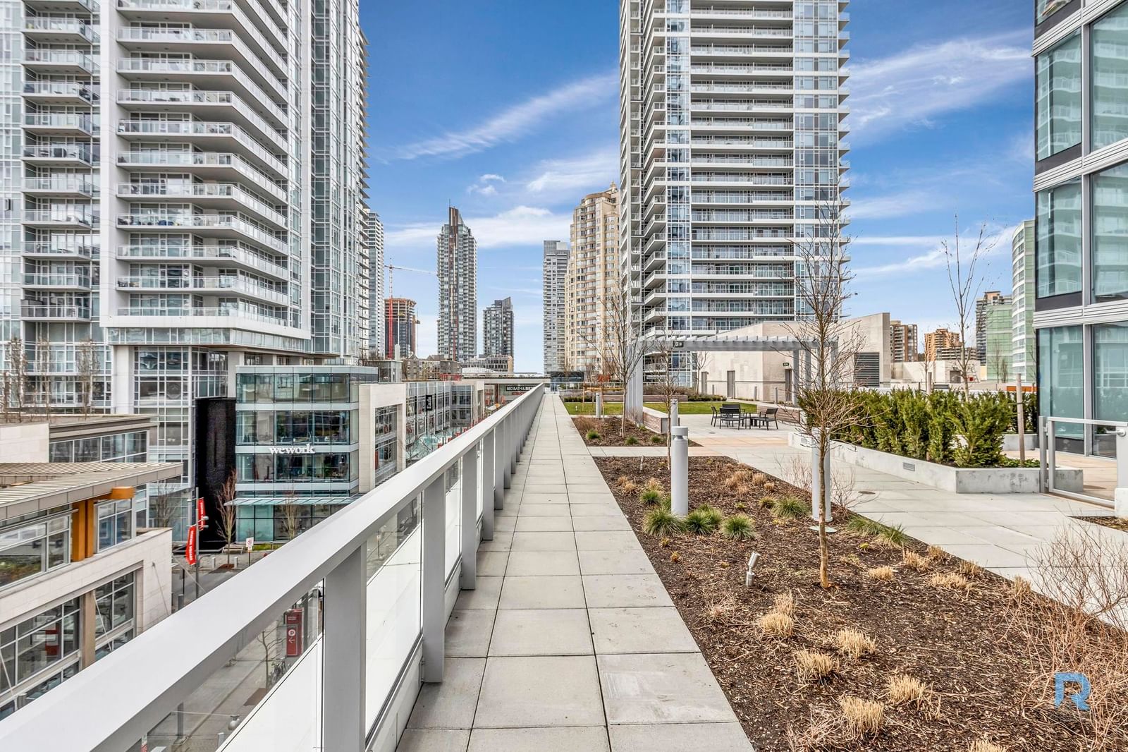 Listing Image 10